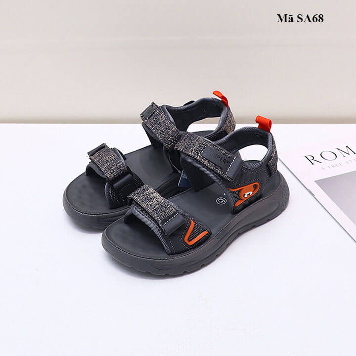 Giày sandal bé trai