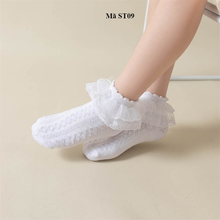 Vớ ren bé gái màu trắng từ 1-12 tuổi - ST09