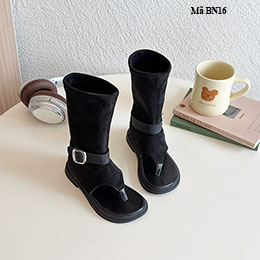 Giày bốt xỏ ngón bé gái từ 3- 12 tuổi mềm êm cá tính - BN16
